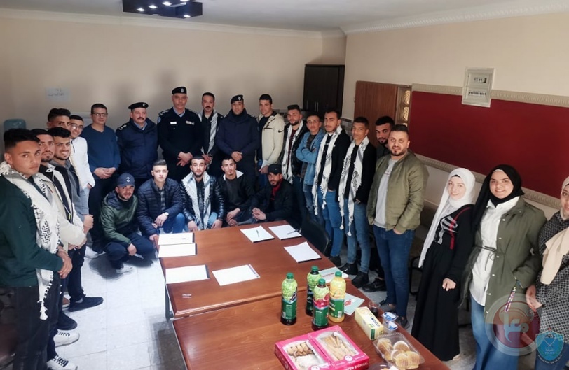 شرطة بيت لحم وملتقى الطلبة يعقدان ورشة عمل حول الأمان الرقمي