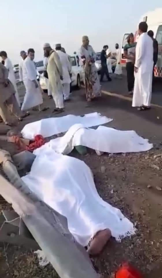 السعودية.. وفاة 8 معتمرين مصريين في حادث انقلاب حافلة