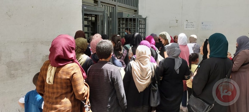 بالصور - الآف المواطنين يتوجهون للأقصى لإحياء ليلة القدر