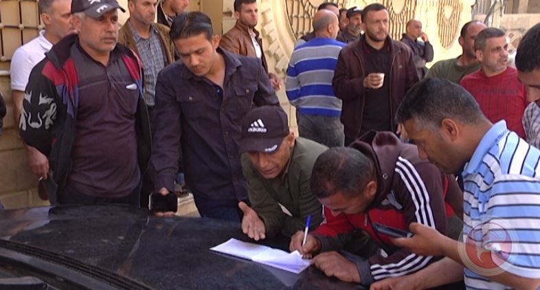 خاص معا: إسرائيل توافق على ألف تصريح فقط من أصل 8 آلاف لعمال غزة