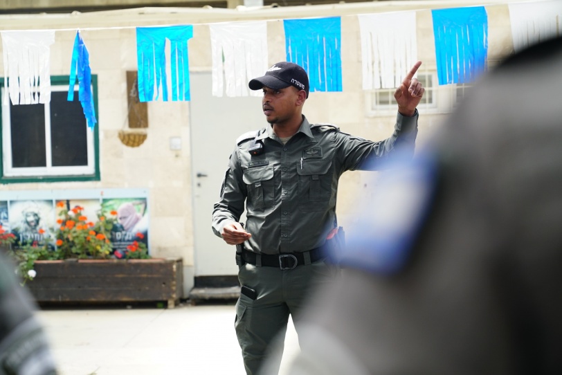 خلال حملة واسعة.. إسرائيل تعتقل مئات العمال في مدن الداخل (صور)