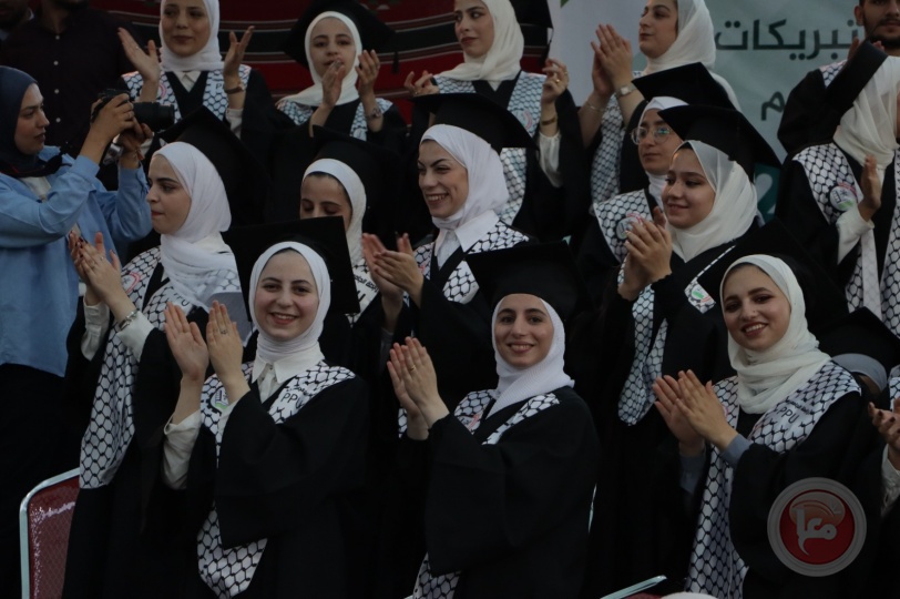 بالأسماء.. "بوليتكنك فلسطين" تحتفل بتخريج الفوج ال41 من طلبة الماجستير والبكالوريوس (صور)