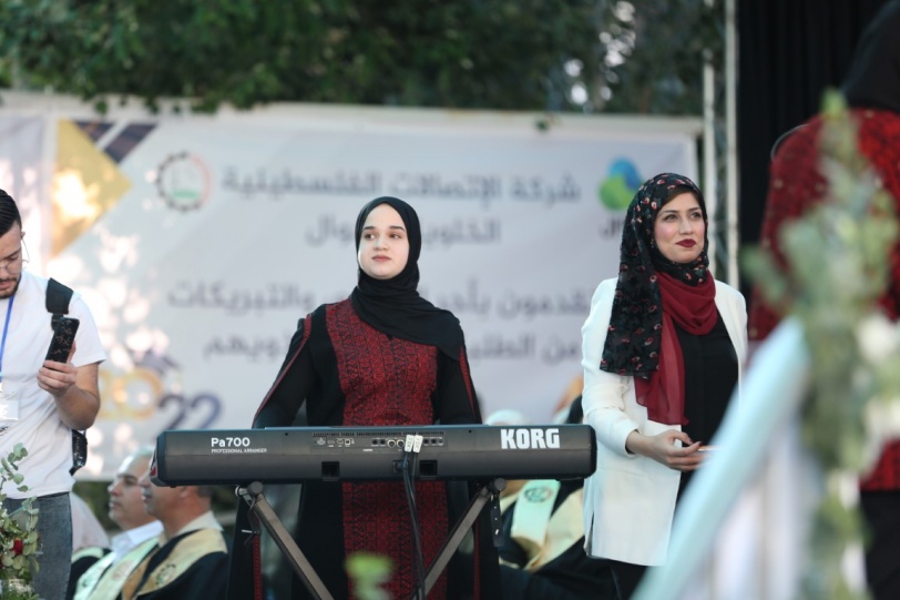 البوليتكنك تحتفل بتخريج فوج الإبداع والتميّز من طلبة الدبلوم.. اسماء الخريجين