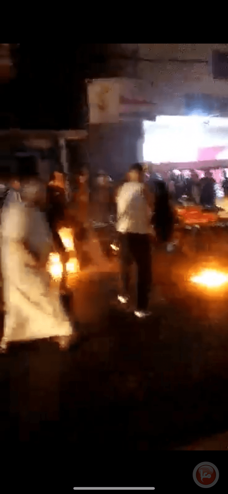 كفيف يحرق نفسه بحي النصر بغزة