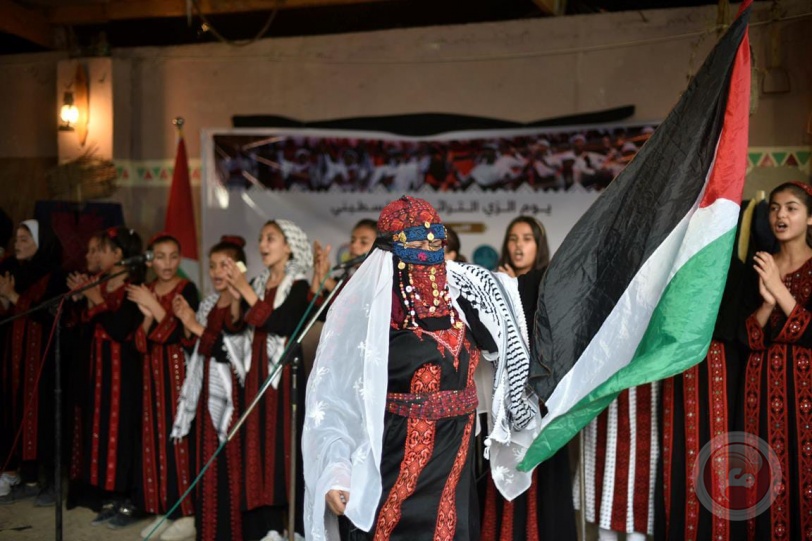 الثقافة والفكر الحر تنظم مسيرة تجوب خانيونس في يوم الزيّ الفلسطيني 