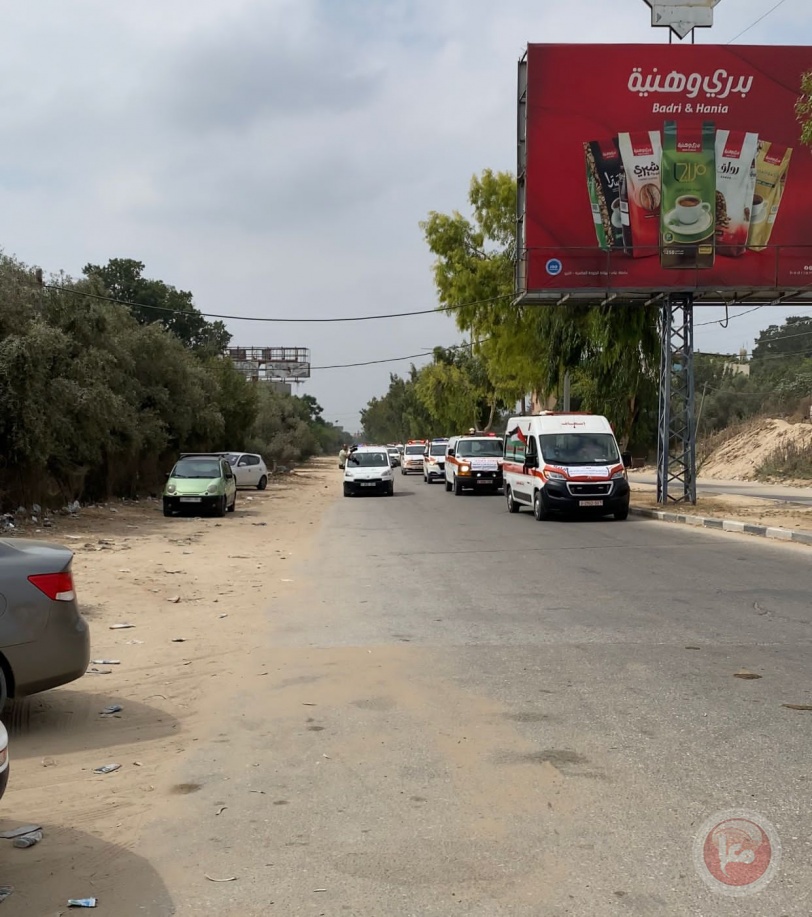 مسيرة لسيارات الإسعاف للمطالبة بإنقاذ مرضى قطاع غزة