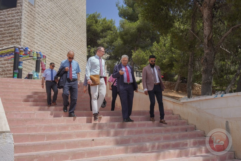 جامعة القدس وماتي بيل السلوفاكية تبحثان فرص تعاون أكاديمية وبحثية رائدة