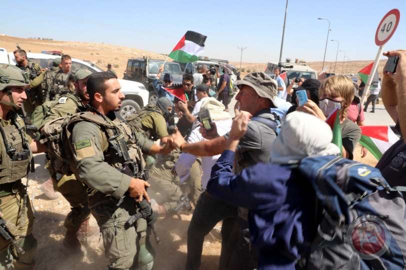صور- الاحتلال يقمع اعتصاما ضد جرائم المستوطنين في التوانة