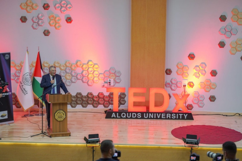 قصص ملهمة وتجارب مشرفة: طلبة جامعة القدس ينظمون مؤتمر TEDx الرابع