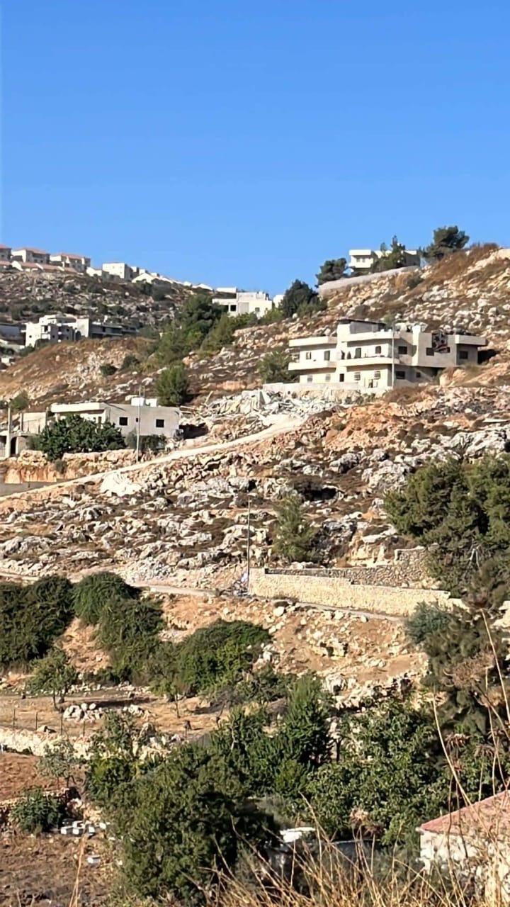 قوات الاحتلال تهدم 4 منازل في بيت لحم
