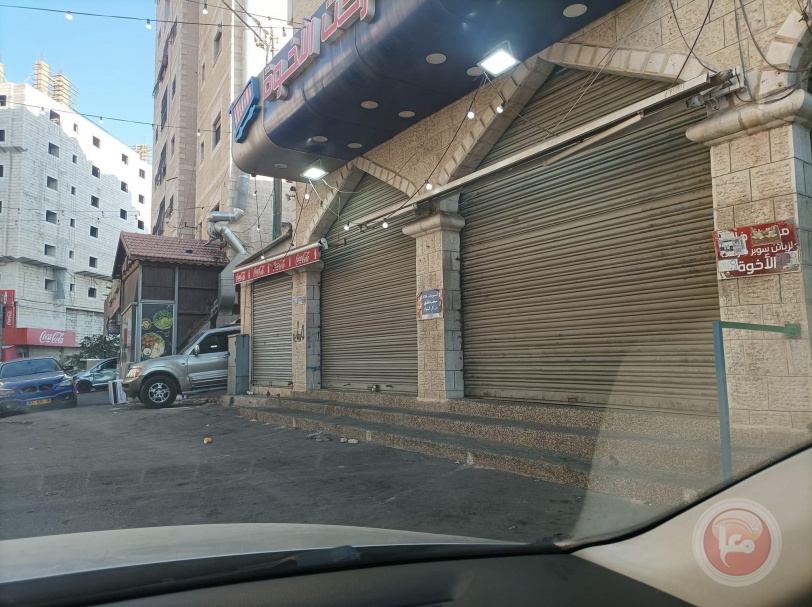 صور- الإضراب الشامل يعم مدن الضفة والقدس حدادا على روح الشهيد التميمي