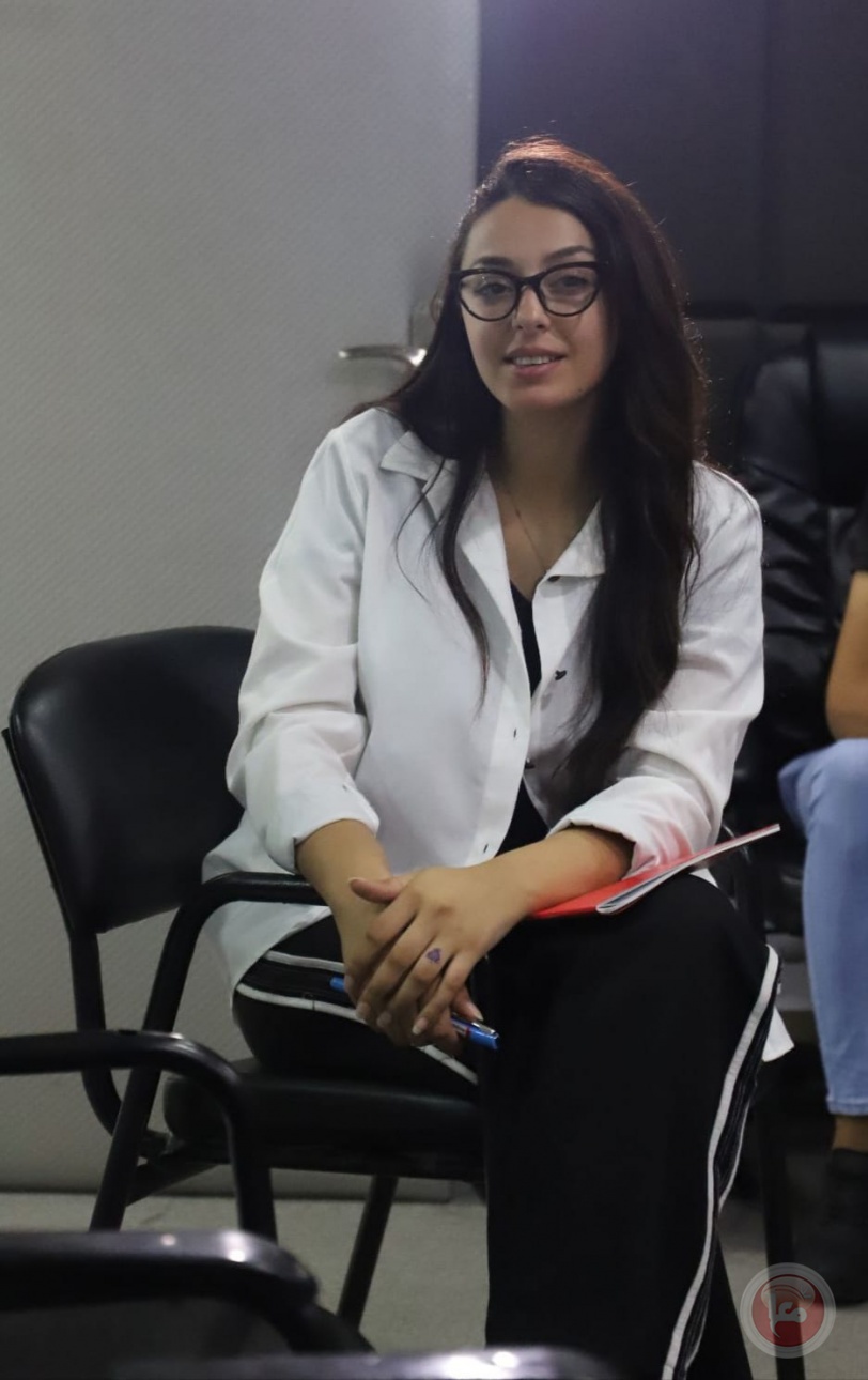 جامعة فلسطين الاهلية تستضيف خبيرة في الصحافة الاستقصائية من واشنطن عبر تقنية زووم
