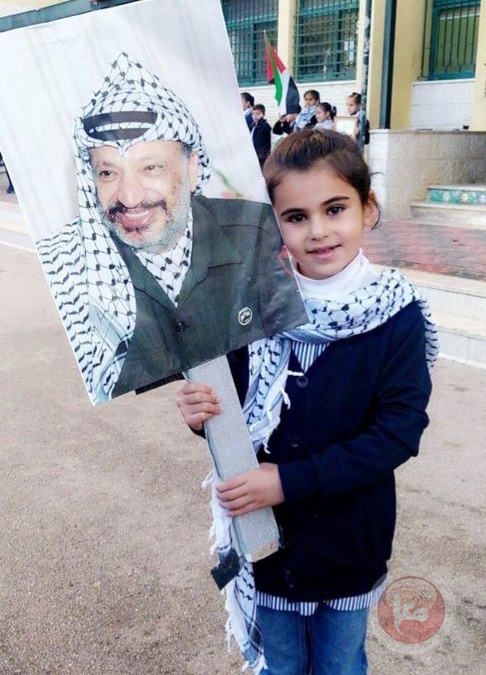مدارس فلسطين تحيي ذكرى استشهاد القائد ياسر عرفات 