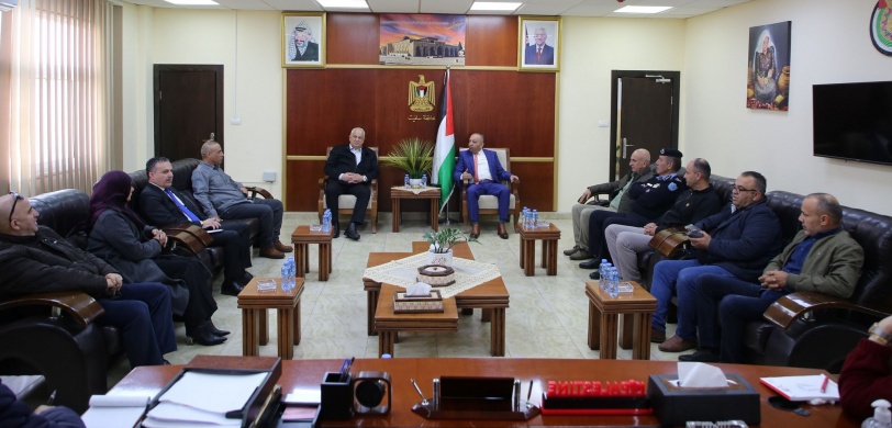 وزير الداخلية يزور محافظتيّ نابلس وسلفيت