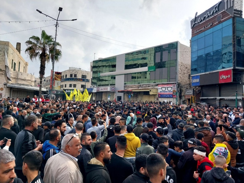 جماهير غفيرة تشيّع جثماني الشهيدين حرز الله وكشك في نابلس