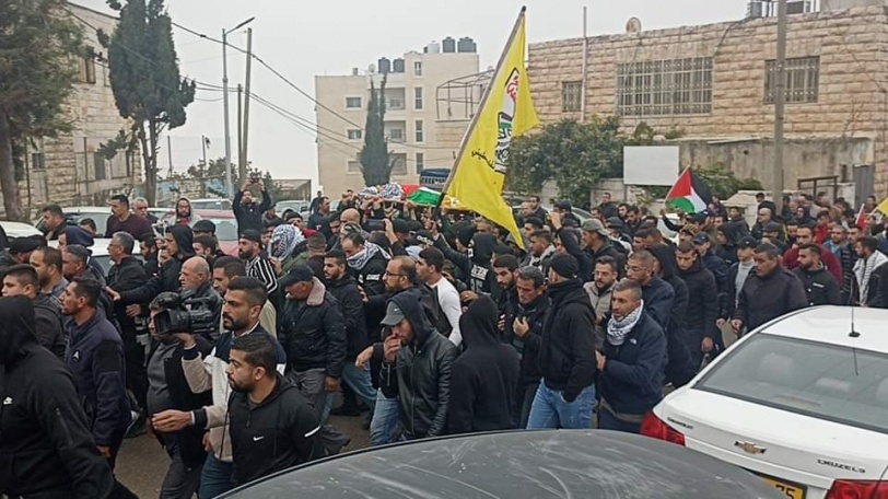 جماهير غفيرة تشيّع جثامين الشهداء الـ3 في رام الله والخليل