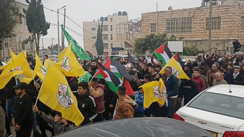 جماهير غفيرة تشيّع جثامين الشهداء الـ3 في رام الله والخليل