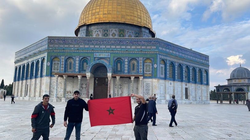 الجمهور الفلسطيني يترقّب بحماس كبير مباراة أسود الأطلس (فيديو)