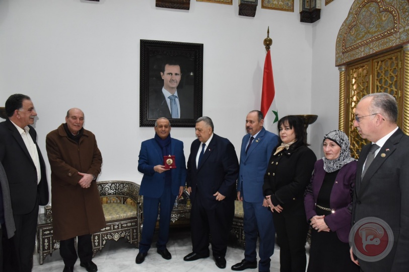 نائب الأمين العام للجبهة الشعبية يلتقي رئيس مجلس الشعب السوري