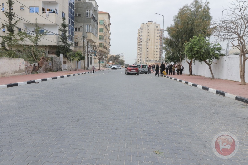 وزارة الحكم المحلي وبلدية غزة تفتتحان مشروع تطوير شارع الجزائر