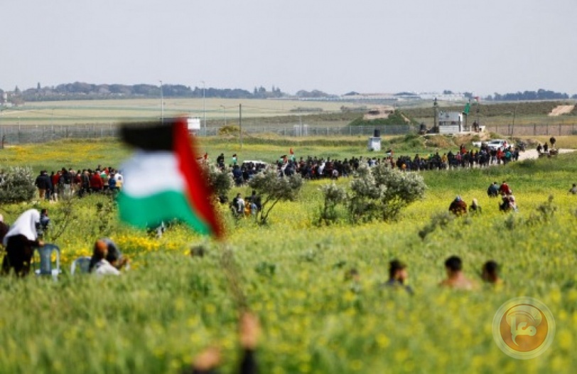 الفلسطينيون يحيون يوم الأرض بفعالية جماهيرية على حدود القطاع