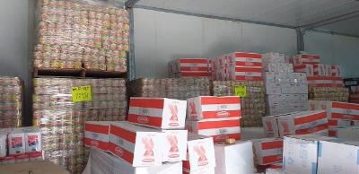 "التضامن" توزع طرودا غذائية و كسوة العيد على 6000 أسرة في نابلس