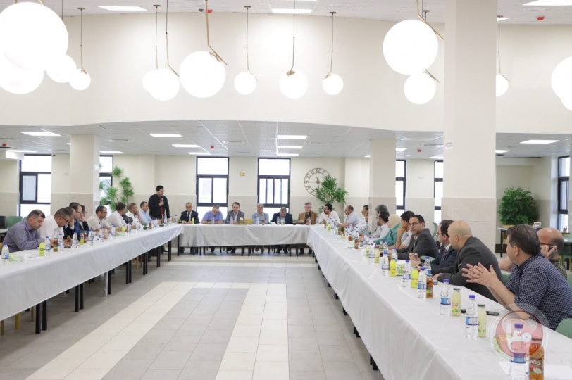 جامعة البوليتكنك تعقد طاولة مستديرة مع أطباء المرحلة السريرية