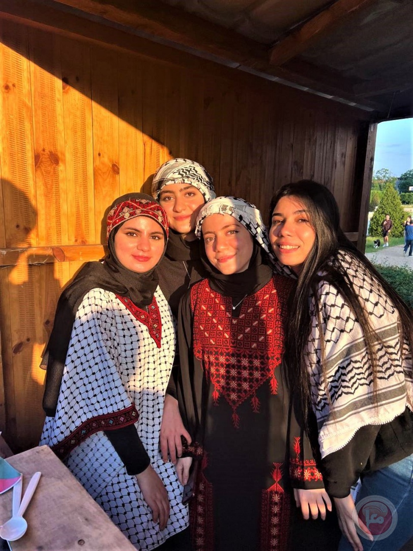 فلسطين متواجدة  في مدينة ديبرتسين المجرية
