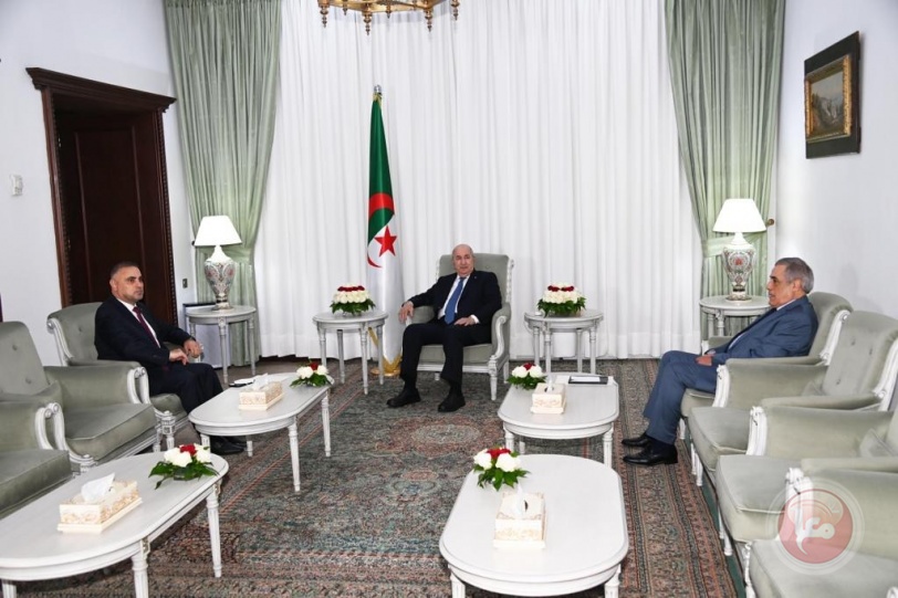  الرئيس عباس يبعث برسالة هامة لنظيره الجزائري