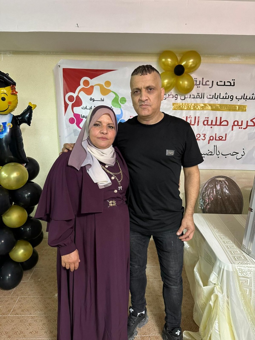 " نخوة شباب وشابات القدس" تكرم طلبة الثانوية العامة 