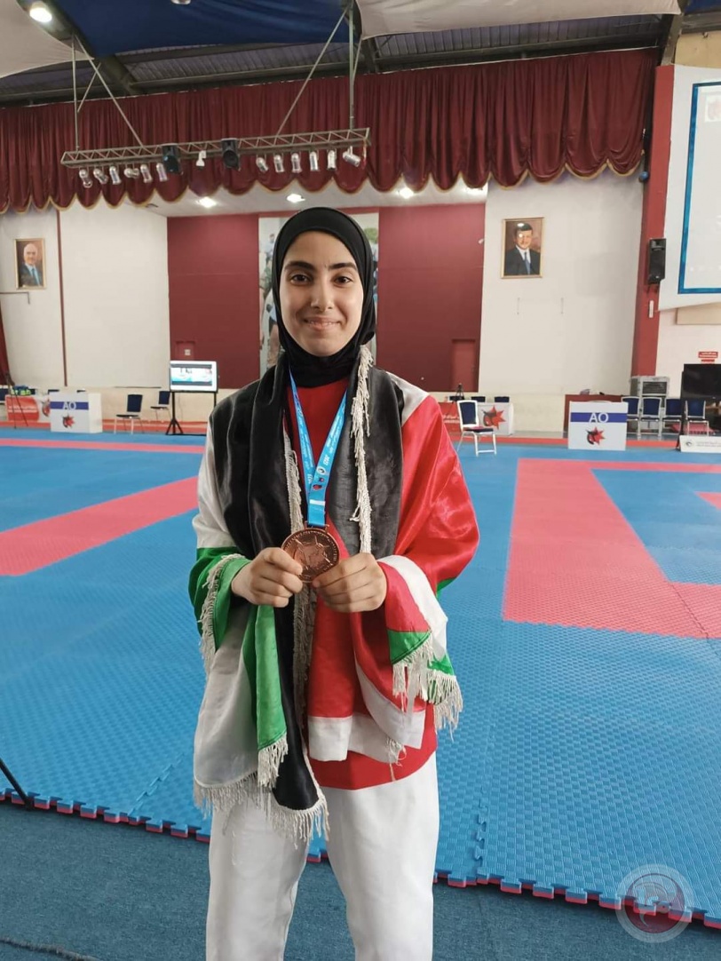 ٦ ميداليات لأبطال بيت لحم بالكارتية في بطولة غرب اسيا 