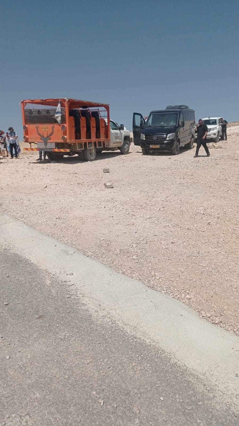 مستوطنون يقتحمون برية زعترة شرق بيت لحم 