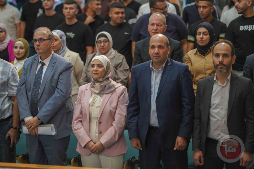 جامعة القدس تستقبل طلبتها الجدد من كليات طب البشري والأسنان والمهن الصحية والصحة العامة والصيدلة