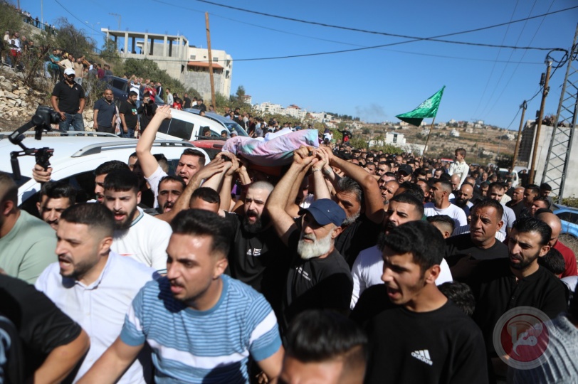صور- مدينة حلحول تشيع جثمان الشهيد محمود الأطرش