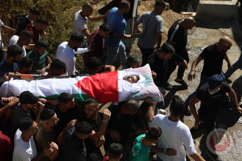 صور- مدينة حلحول تشيع جثمان الشهيد محمود الأطرش