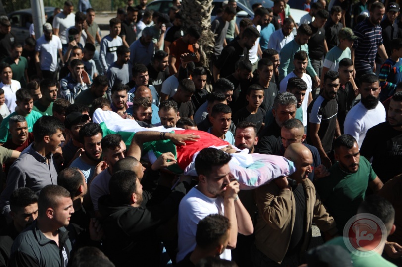 صور- مدينة حلحول تشيع جثمان الشهيد محمود الأطرش