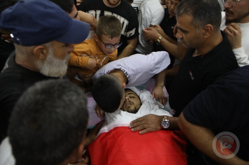 صور- مدينة حلحول تشيع جثمان الشهيد محمود الأطرش