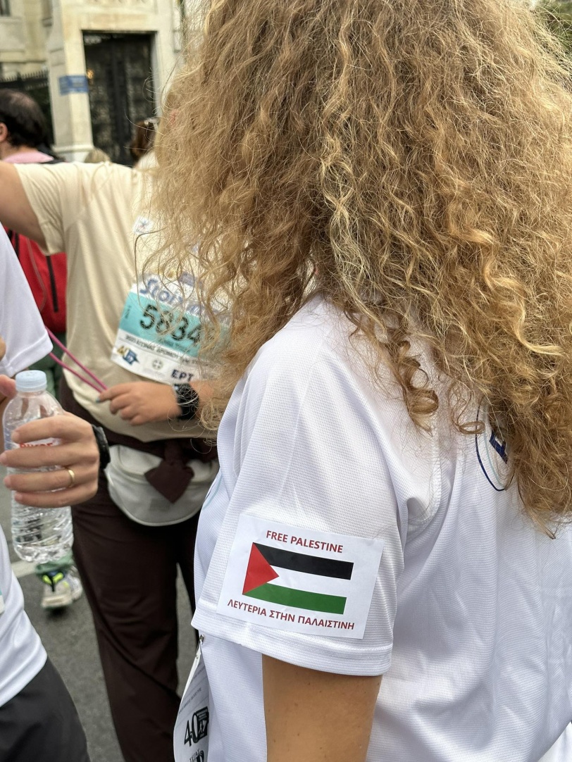 الجالية الفلسطينية في اليونان تشارك في الماراثون الدولي