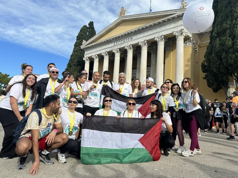 الجالية الفلسطينية في اليونان تشارك في الماراثون الدولي