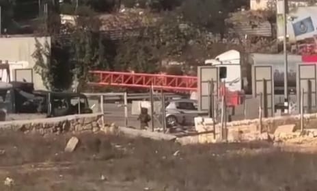محدّث.. شهيدان برصاص الاحتلال قرب مدخل الخليل الشمالي