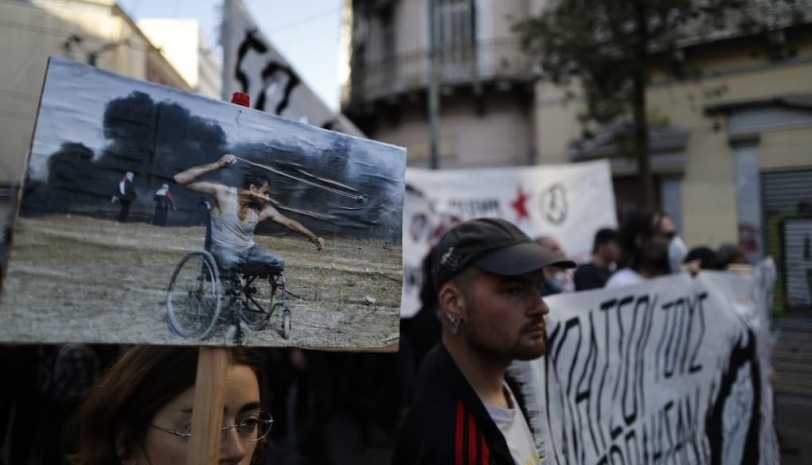 احياء ذكرى ثورة البوليتكنيك الطلابية في اليونان تتحول الى مظاهرة دعم لفلسطين