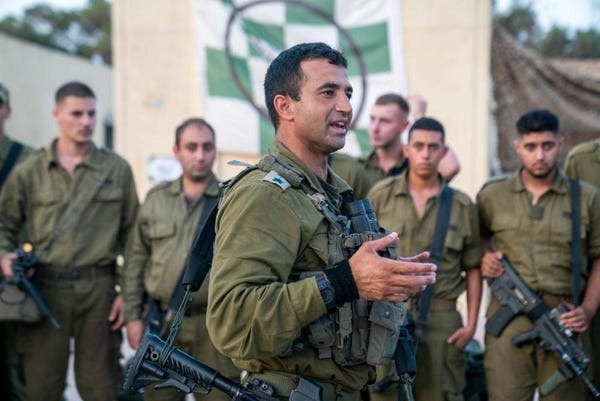 الجيش الإسرائيلي يعترف بمقتل قائد فرقة غزة وجثته محتجزة في غزة
