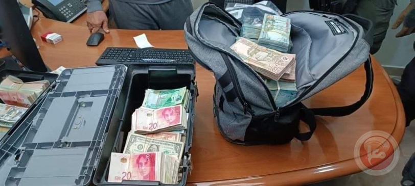 بالاسماء..اسرائيل تصنف 5 محلات للصرافة في الضفة بانها "إرهابية"  