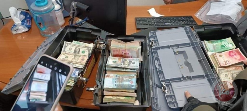 بالاسماء..اسرائيل تصنف 5 محلات للصرافة في الضفة بانها "إرهابية"  