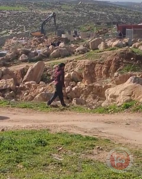 الاحتلال يهدم منزلا في السموع ويعتقل 4 مواطنين من بني نعيم والعروب
