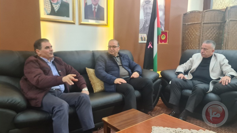 الشرطة تنشر 100 ضابط وعنصر لتسهيل حركة المرور في الخليل
