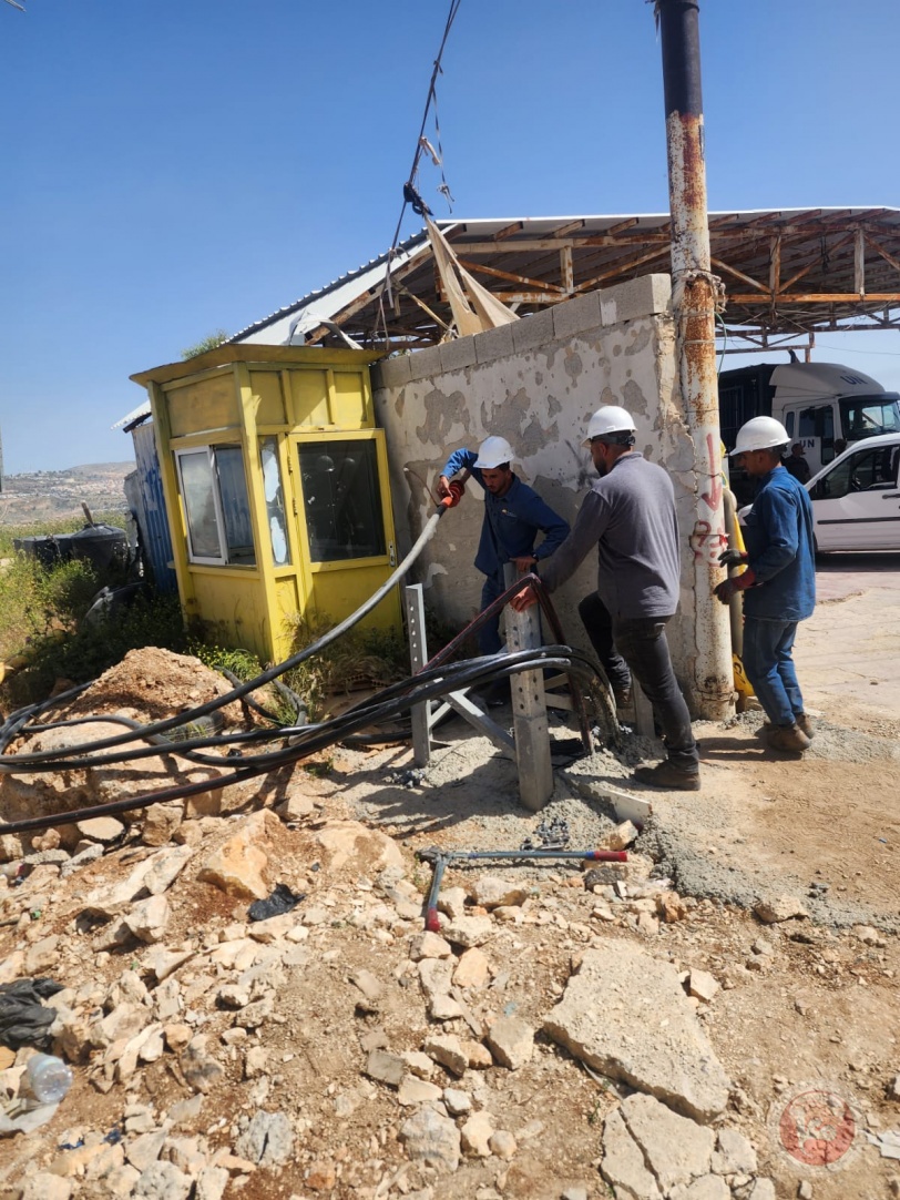 بتكلفة تجاوزت الربع مليون شيقل "كهرباء القدس" تستكمل تطوير خطوطها في قرية جبع