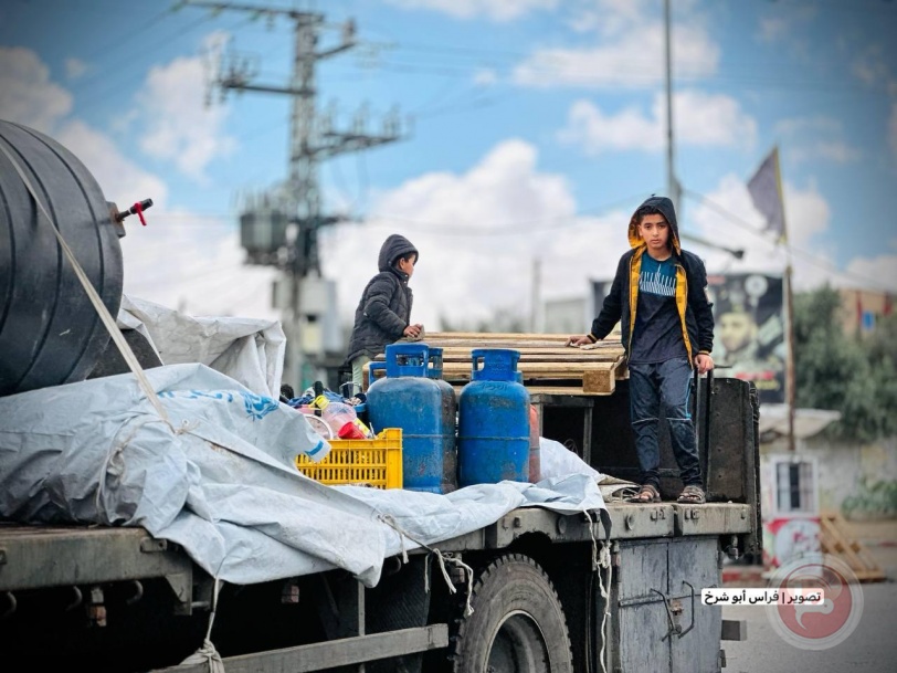 صور- غارات إسرائيلية مكثفة تدفع بسكان شرق رفح للنزوح نحو الغرب