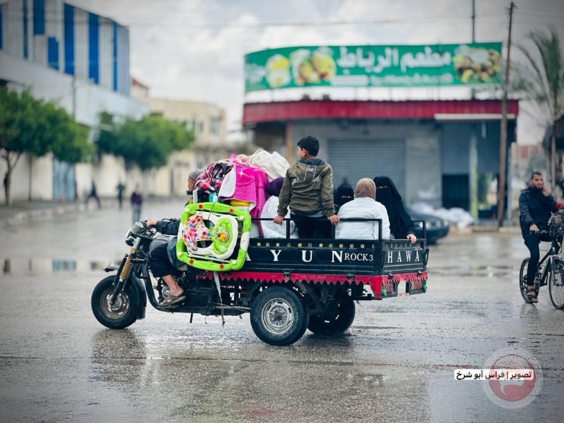 صور- غارات إسرائيلية مكثفة تدفع بسكان شرق رفح للنزوح نحو الغرب