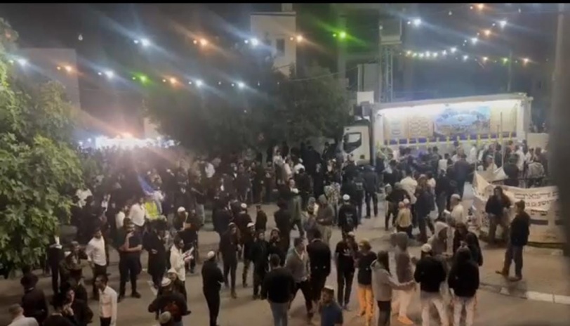 مئات المستوطنين يقتحمون المقامات الإسلامية في كفل حارس
